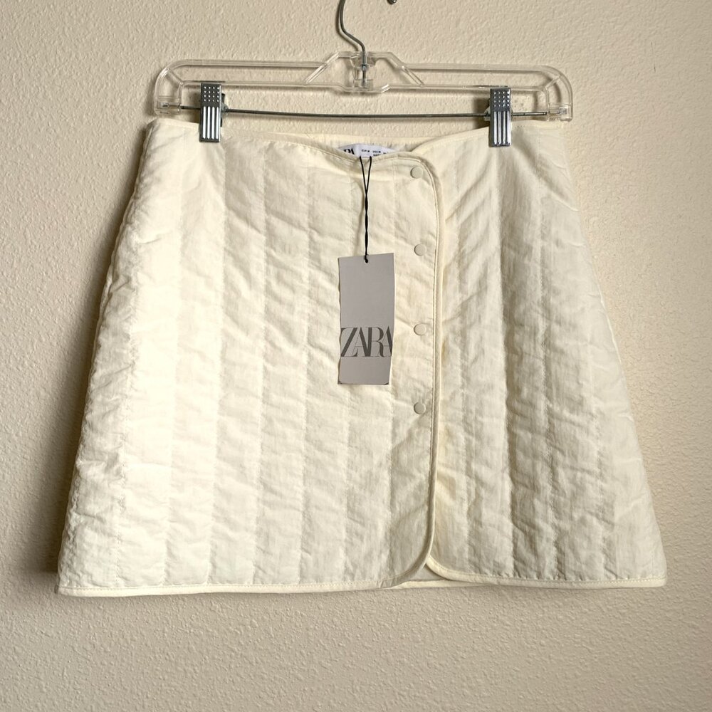 Zara Quilted Puffer Skirt, NWT, Size M - Picture 2 of 7